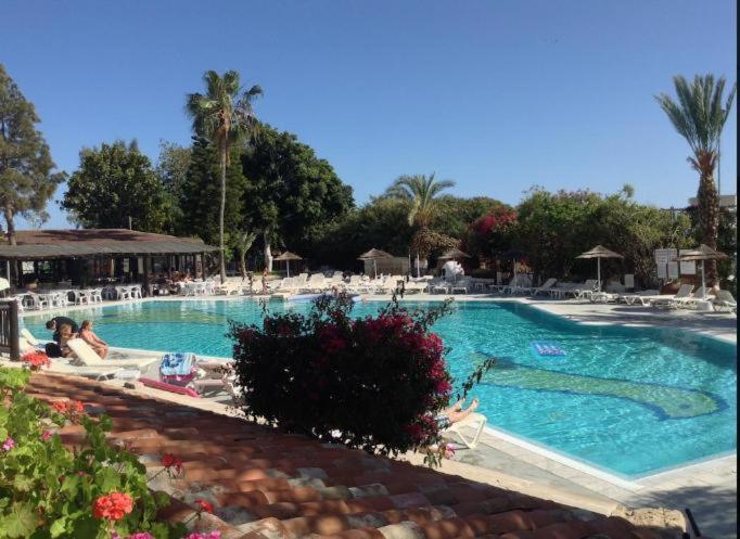 Hotel Complex House Near The Beach Paphos Esterno foto